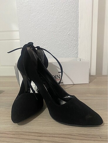 Diğer Stiletto topuklu Ayakkabısı