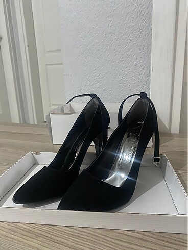 38 Beden Stiletto topuklu Ayakkabısı