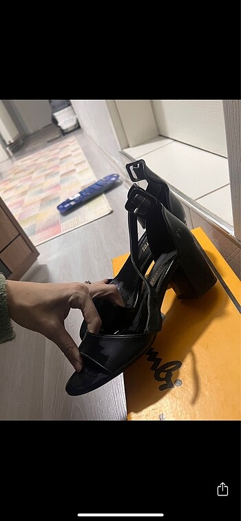 36 Beden siyah Renk Topuklu ayakkabı
