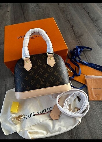 Louis Vuitton kadın kol çantası 