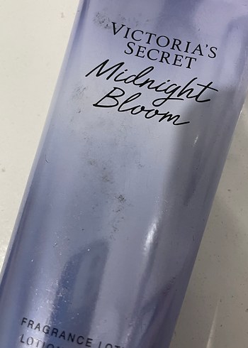 Victoria's Secret Midnight Bloom Vücut Losyonu - Görsel 2