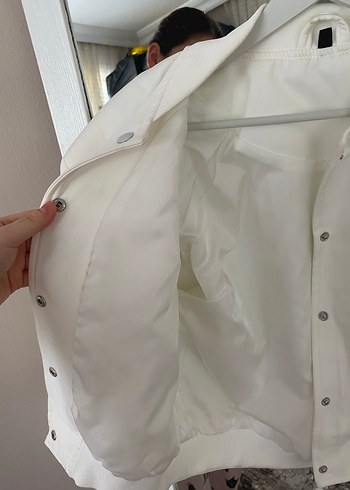 Trendyol & Milla Düğmeli Beyaz Midi Kadın Bomber Ceket