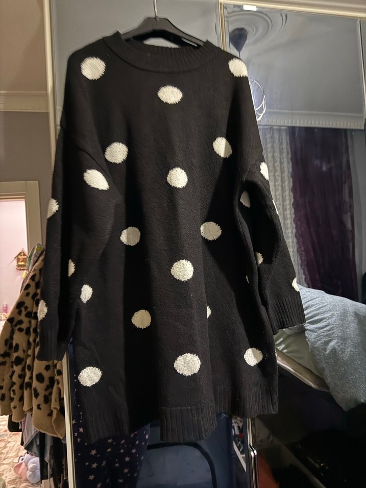 Siyah Beyaz Puantiyeli Triko Kadın Kazak - Görsel 2