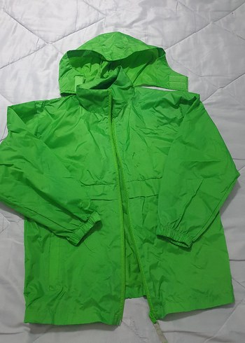 Kapüşonlu Erkek Çocuk Yeşil Yağmurluk - Görsel 2