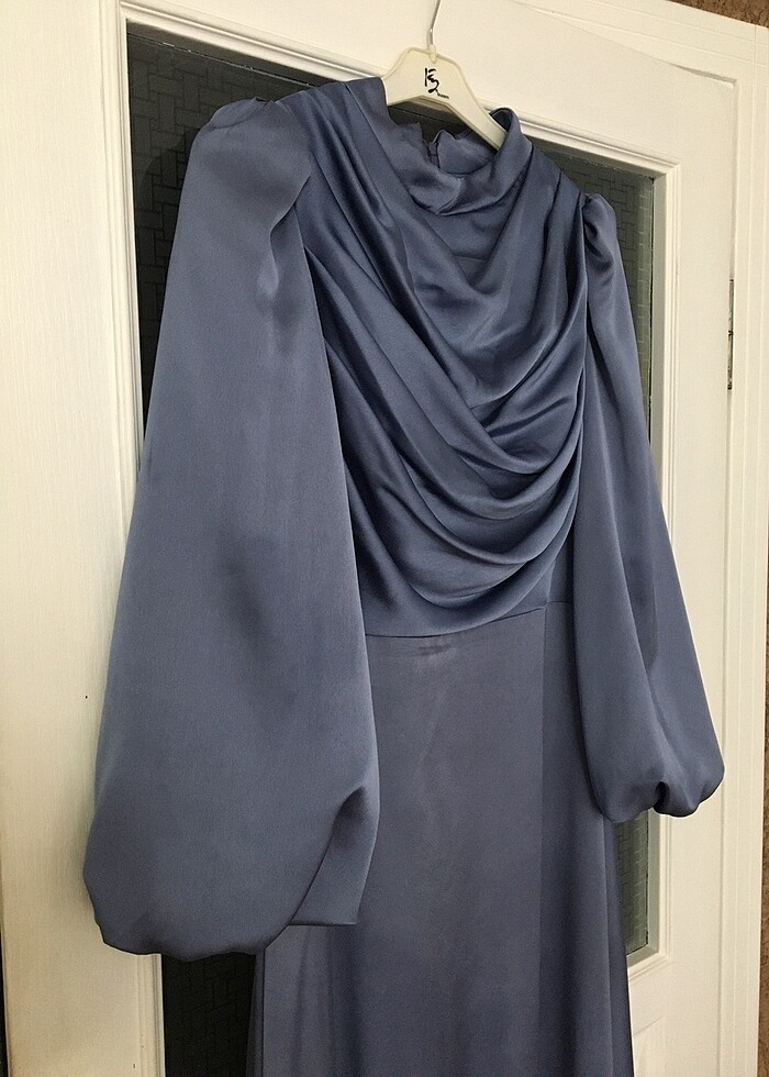 Tesettür Saten Abiye - Görsel 4