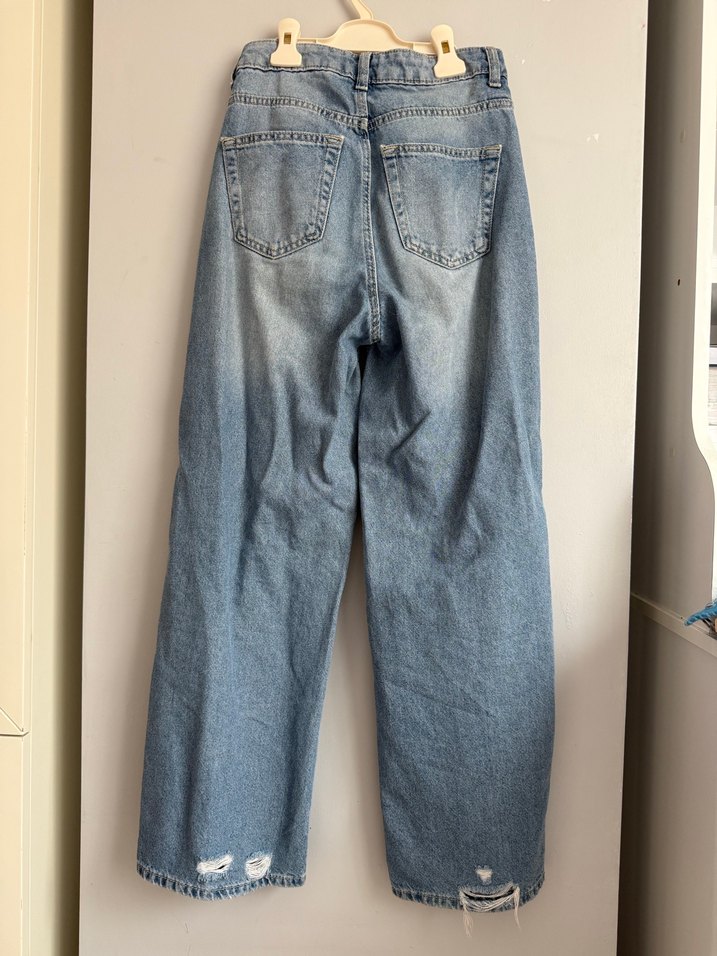 H&M yırtık kot pantolon - Görsel 4