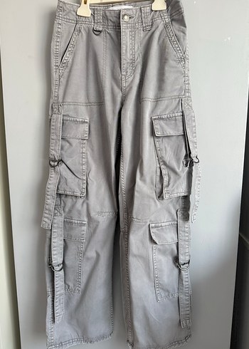Bershka kargo pantolon - Görsel 2