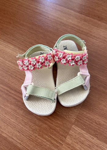 Zara çocuk sandalet - Görsel 3