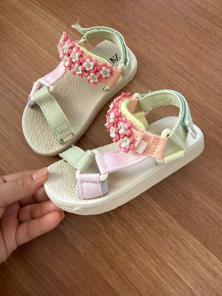 Zara çocuk sandalet - Görsel 2