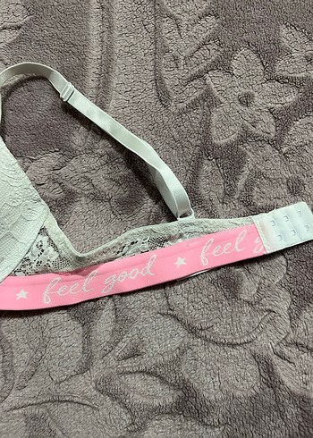 Beyaz Dantel Detaylı Sütyen - Görsel 2