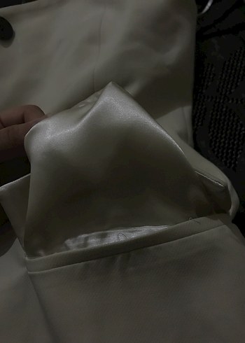 Düğmeli Bej kadın üst - Görsel 3