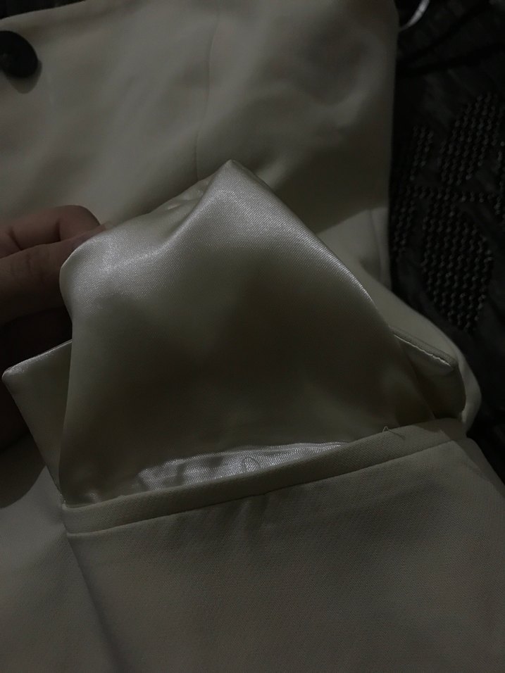 Düğmeli Bej kadın üst - Görsel 3