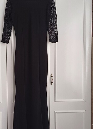 Siyah balık model dantelli elbise