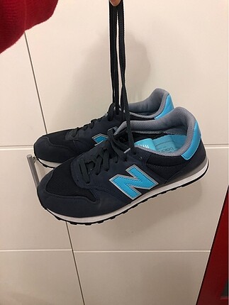 New Balance Kadın Spor Ayakkabı