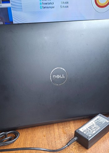 Dell Gri Dell Dizüstü Bilgisayar