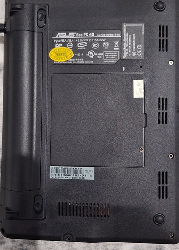 Asus intel inside Eee pc 4g - Görsel 3