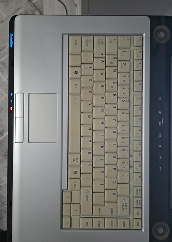 Toshiba satellite intel (R) CPU Laptop - Görsel 8