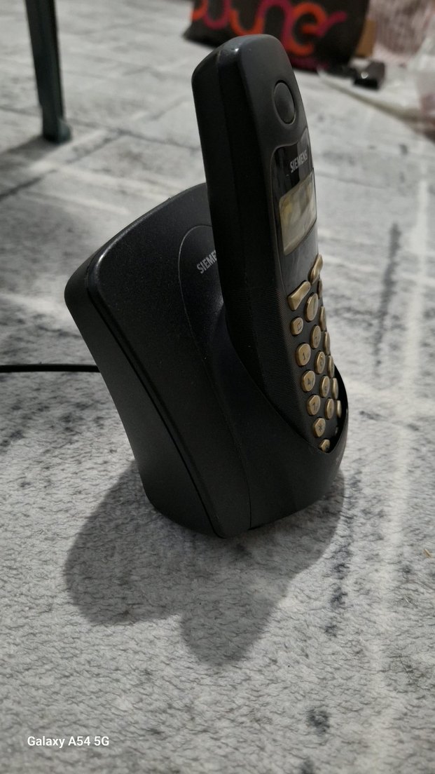 Siyah Siemens Gigaset A200 Kablosuz Telefon - Görsel 3