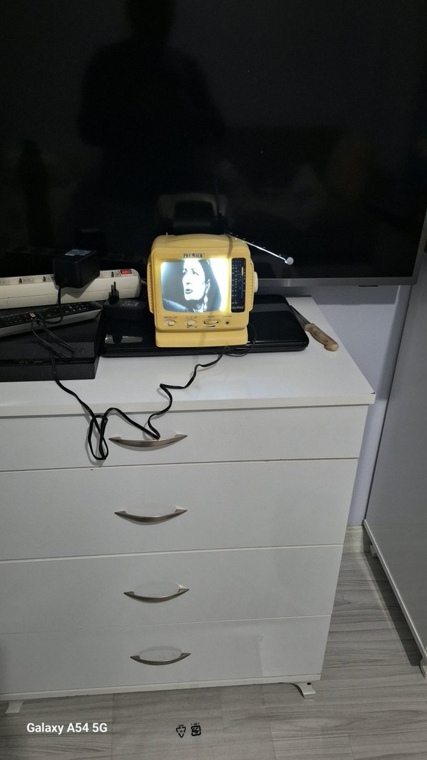 Sarı Premier Retro Televizyon Radyo - Görsel 4