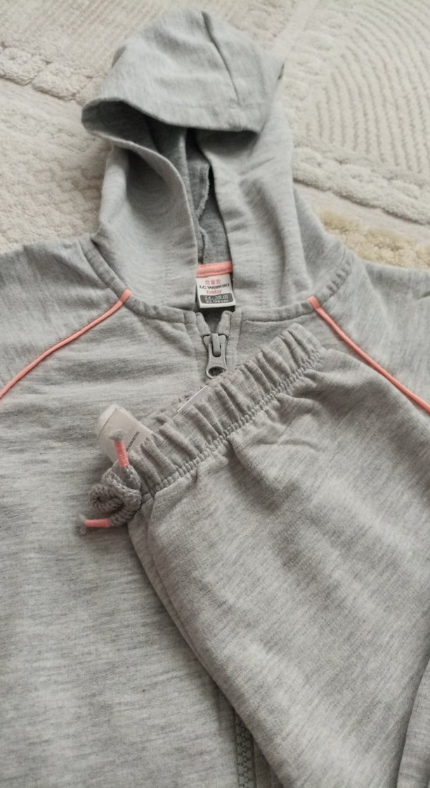 Kız Çocuk Gri Kapüşonlu Fermuarlı Eşofman Takımı - Görsel 2