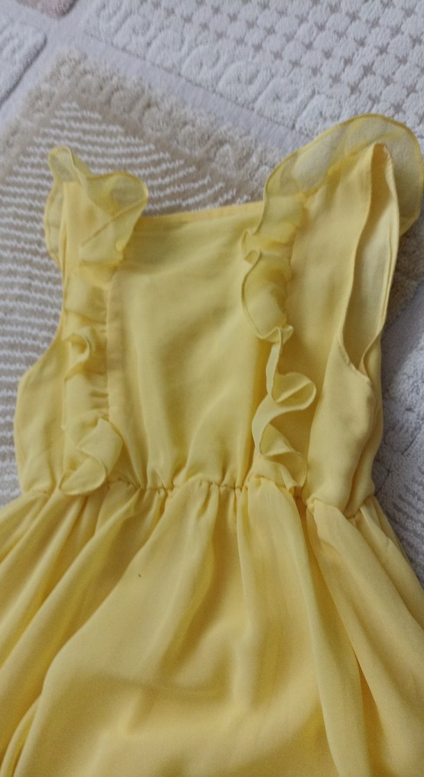 Kız Çocuk Sarı Fırfırlı V Yaka Elbise - Görsel 4