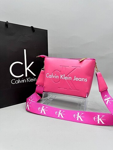  Beden CALVİN KLEİN