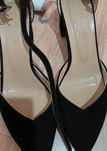 Siyah ve beyaz Bağcıklı Stiletto Topuklu Kadın Ayakkabı