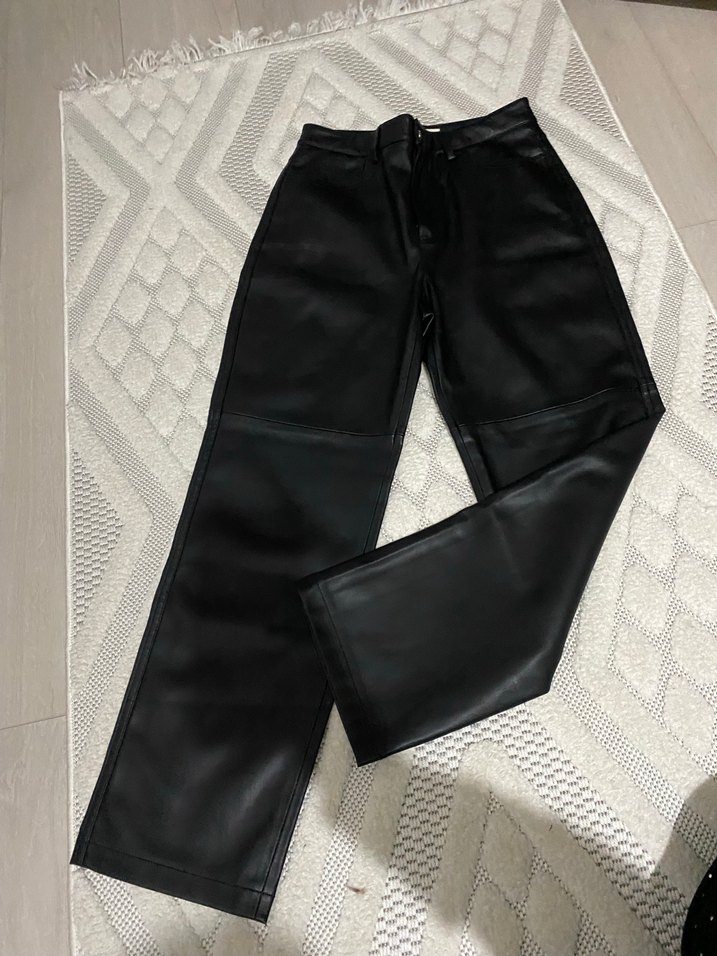 Kadın Siyah Deri Kemerli Rahat Kesim Pantolon - Görsel 2