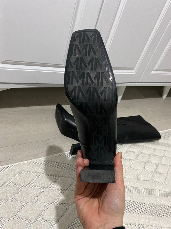 Siyah  Diz Boyu Topuklu Çizme - Görsel 3