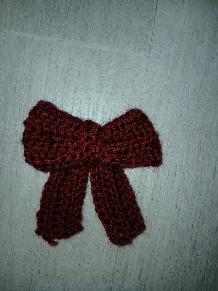 Beyaz Örgü Kumaş Fiyonk Saç Aksesuarı model belirtiniz - Görsel 3