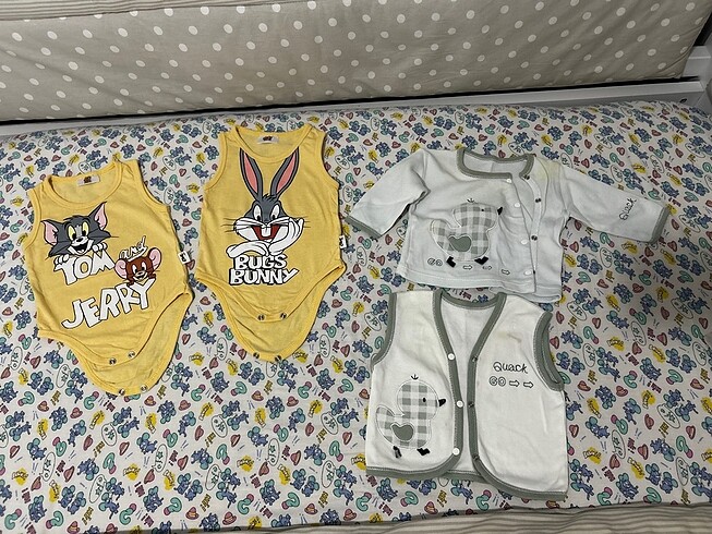 Bebek Zıbın Ve kıyafet