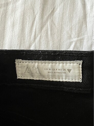 m Beden siyah Renk Zara Flare Jean