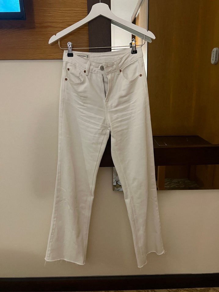 Stradivarius Beyaz Jean — görsel 4/8