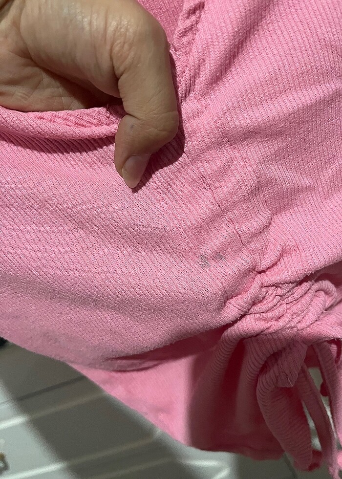 Büzgülü ayarlanabilir tişört - Görsel 3