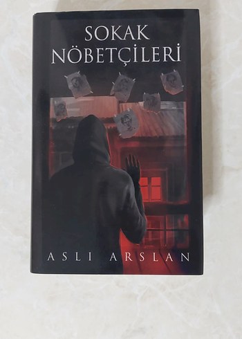 Sokak Nöbetçileri - Aslı Arslan