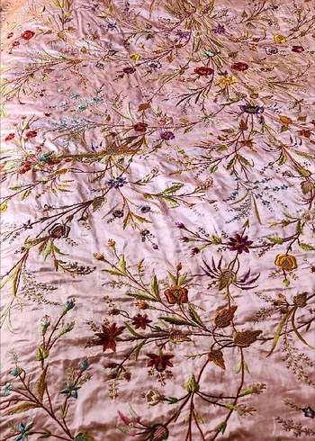 Pembe Nakışlı Parlak antika yatak örtüsü - Görsel 3