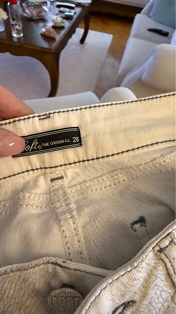 Beyaz pantolon - Görsel 2