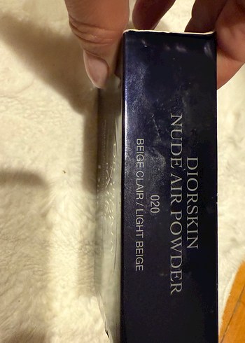 Dior Diorskin Nude air pudra 020 - Görsel 5