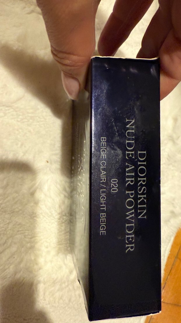 Dior Diorskin Nude air pudra 020 - Görsel 5