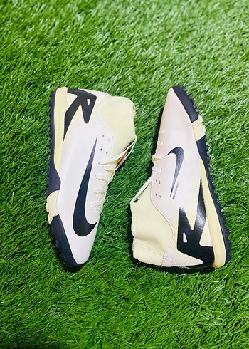 41 Beden Nike Halısaha