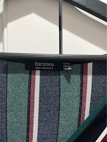 s Beden Bershka gömlek