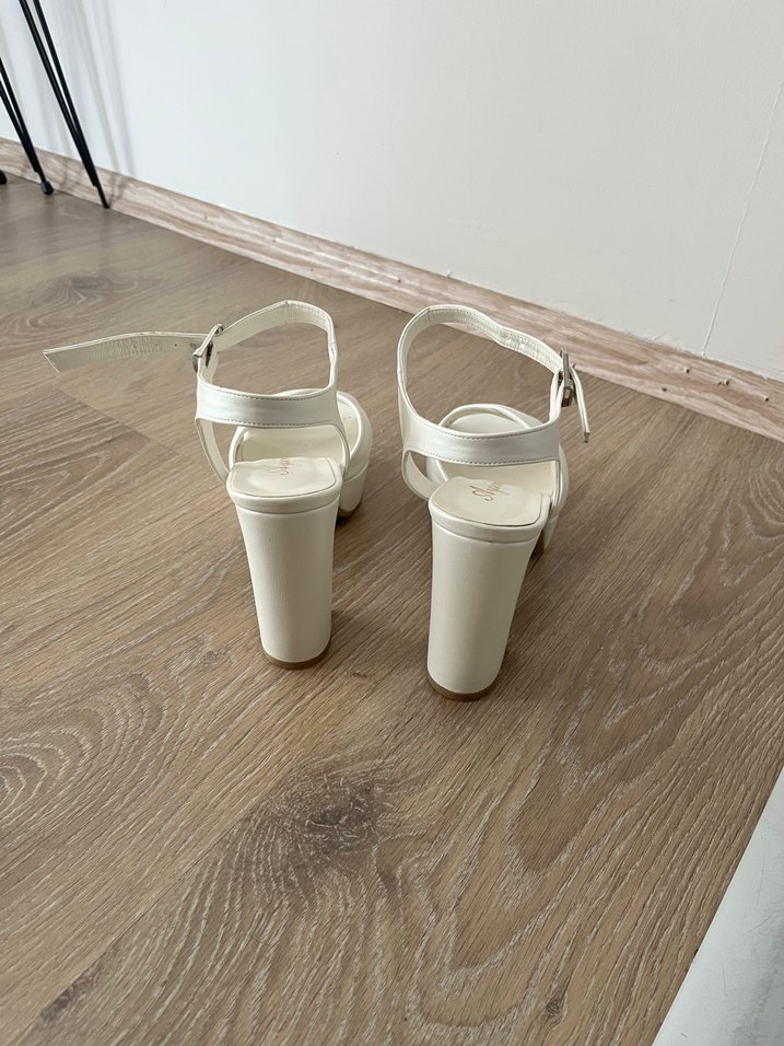 Beyaz gelin ayakkabısı - Görsel 2