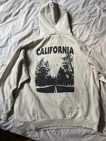 Pull and Bear Sweatshirt 