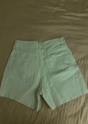 TRENDYOLMİLLA Beyaz Kot Şort - Görsel 4