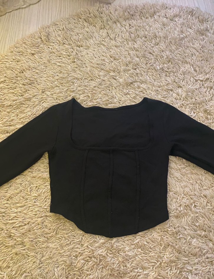 Siyah Kadife V Yaka Uzun Kollu Bluz - Görsel 2