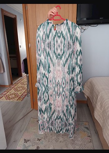 46 Beden Bohem Tarzı Pileli Uzun Kadın Elbise