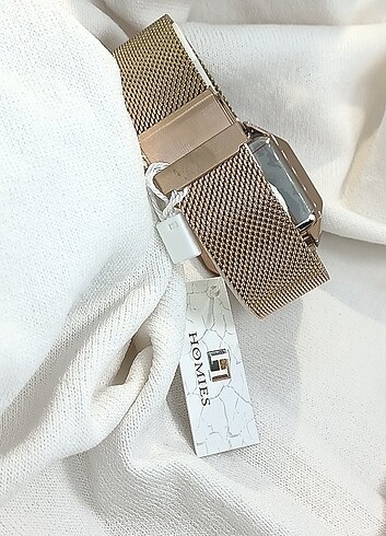 Casio Homies LED ekran rose Gold bayan saati