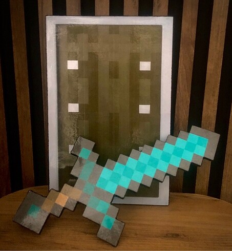 Diğer Minecraft Elmas Kılıç-Kalkan Set ???????