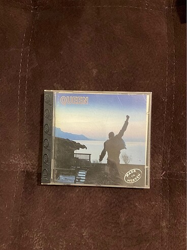 QUEEN - MADE IN HEAVEN
