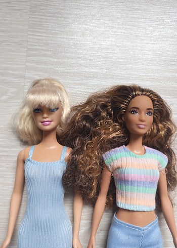 Beden 2 adet barbie orjinal birlikte